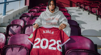 19岁阿贾拉获长约，西汉姆青训再结硕果